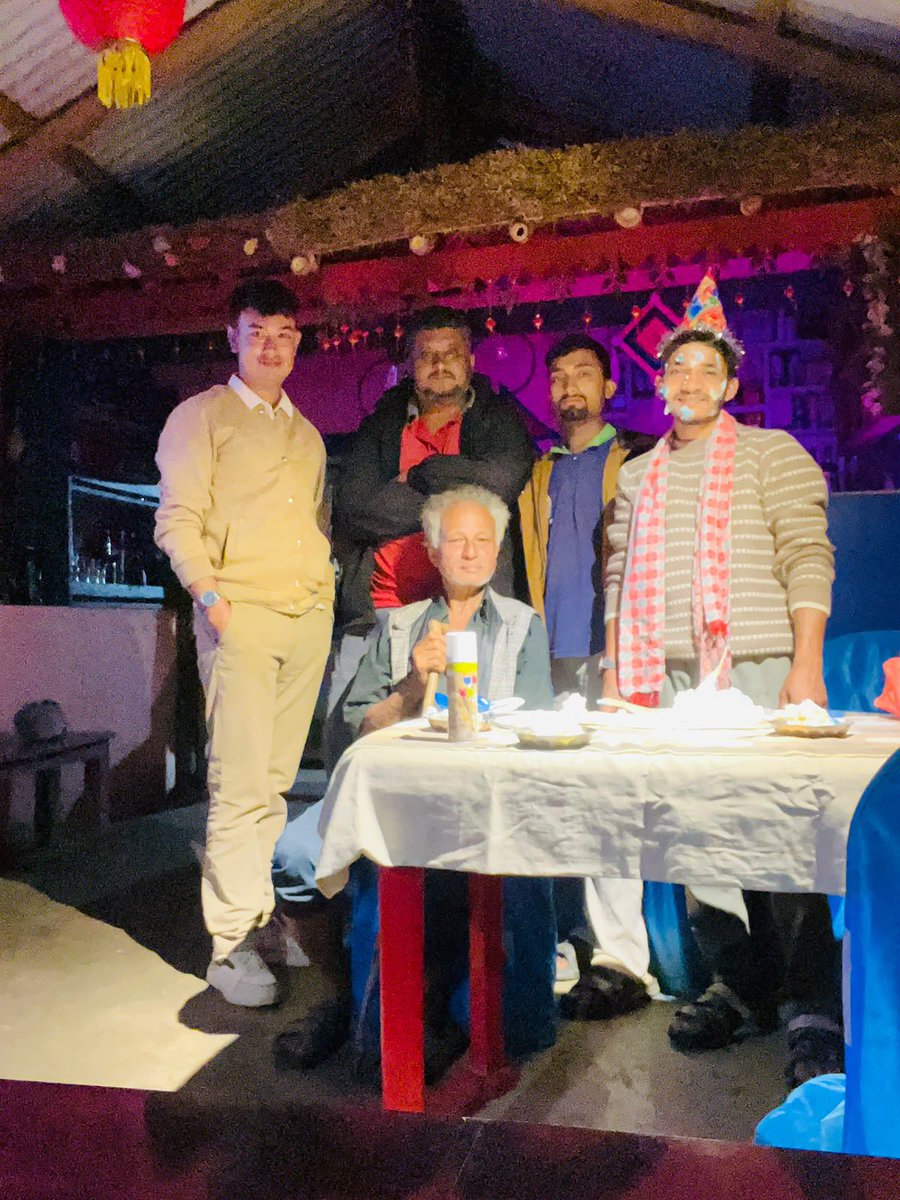 temkeresort's tweet photo. आगामी दिनहरू अझ सहज, सुखद र सफल बन्दै जाऊन्। जीवनका हरेक पाइला खुसी र समृद्धितर्फ अघि बढून्। जन्मदिनको हार्दिक शुभकामना! 🎂🎉
happy birthday https://t.co/Jv1d2LHARS