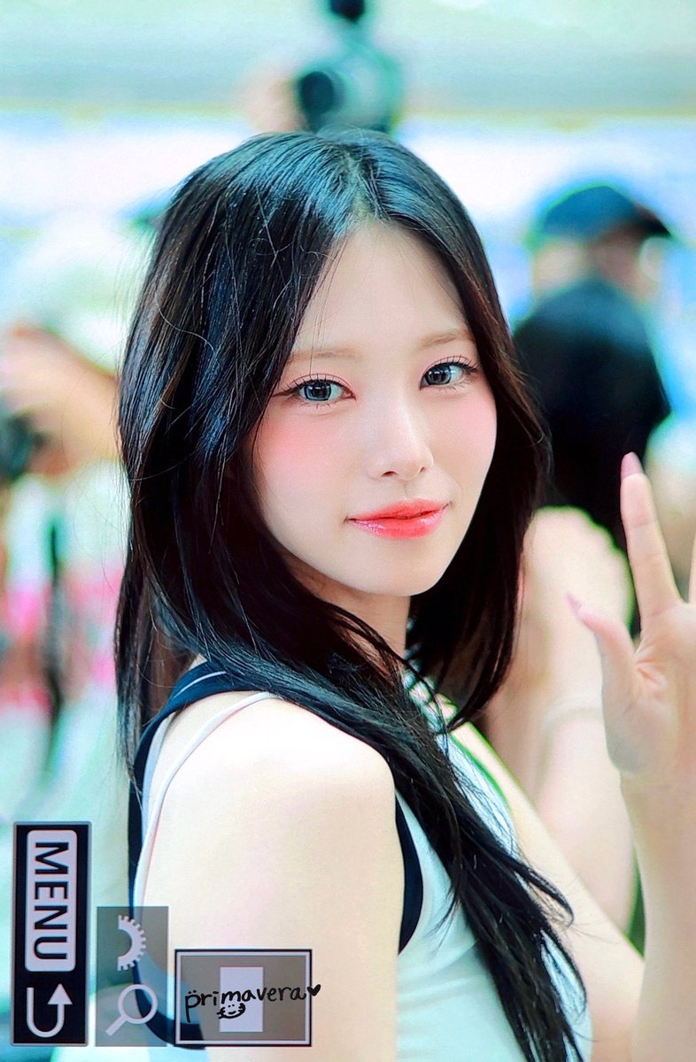 9smdlj's tweet photo. 여자의악마가출국을한다고함…..(가지마) https://t.co/fkvB0On71y