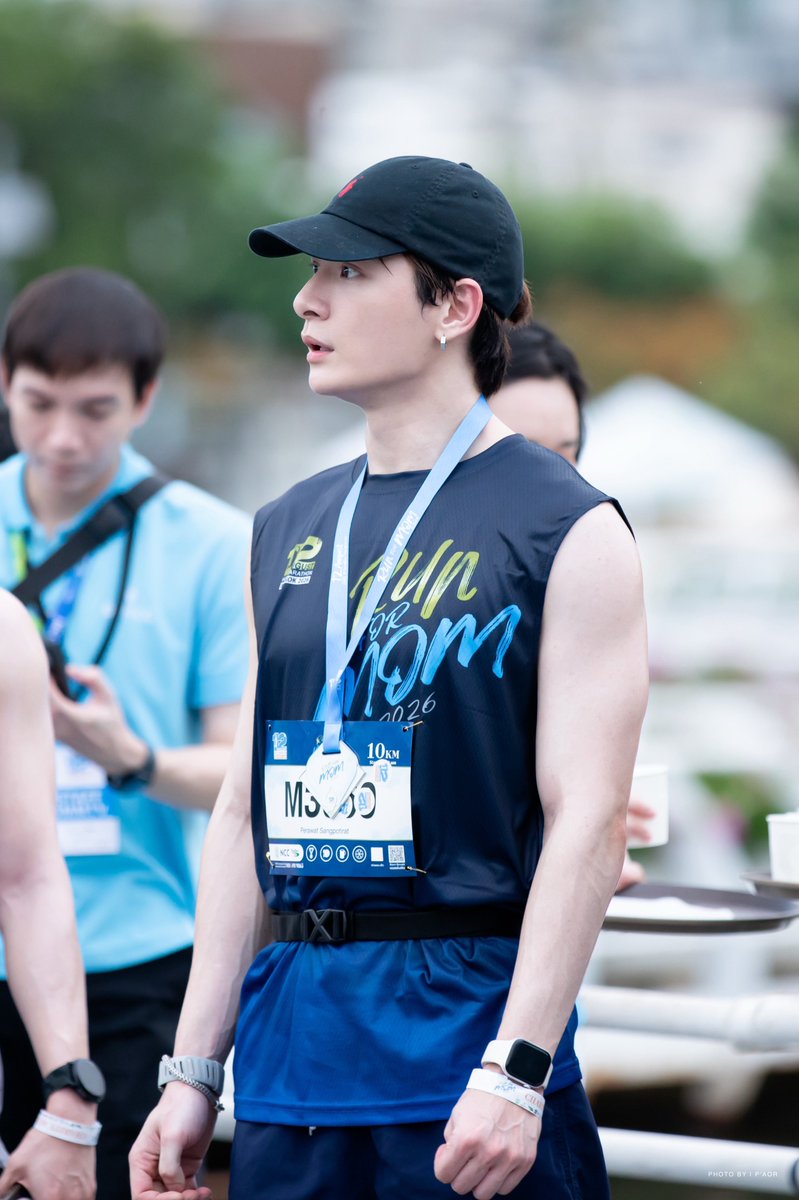 yuyuuaorfoto's tweet photo. ไม่มีละน้องคิด 3 ขวบ มีแต่พิคิด 30 ฮืออออ หล่อออค่าาาาา 😘

#12AugustHalfMarathon
#RunForMom2026
#KristPerawat
@kristtps https://t.co/dposEgJNnX
