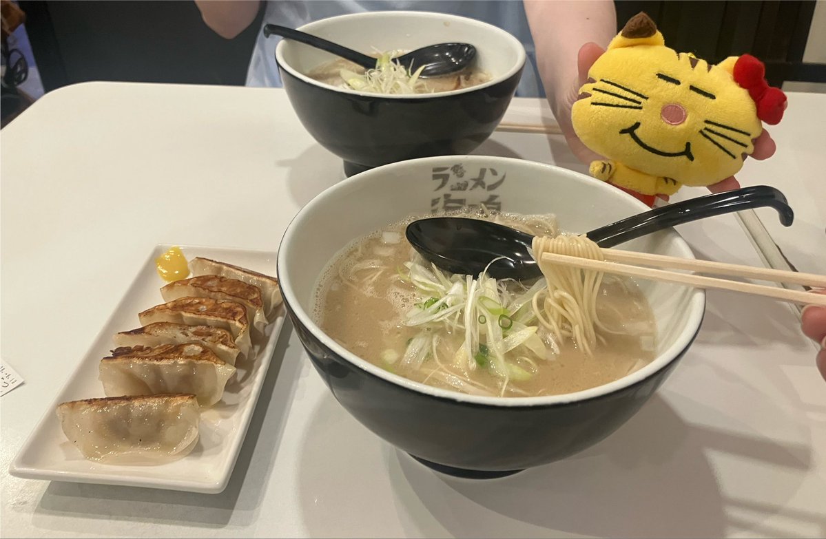 kyomuinu's tweet photo. 海鳴ってラーメン屋さん！ https://t.co/pLtkVahAcr