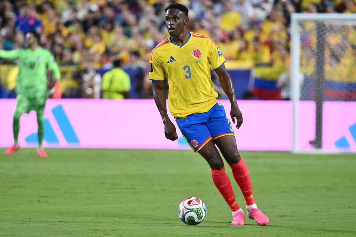 JuveLabX's tweet photo. 🚨🇨🇴 NEW: Juventus has reached an agreement with Jhon Lucimí and his agent.💣🔥

Lucimí always wanted Juventus, as negotiations are underway with Bologna.

(Source:@FabrizioRomano) https://t.co/8AF71JwNdf