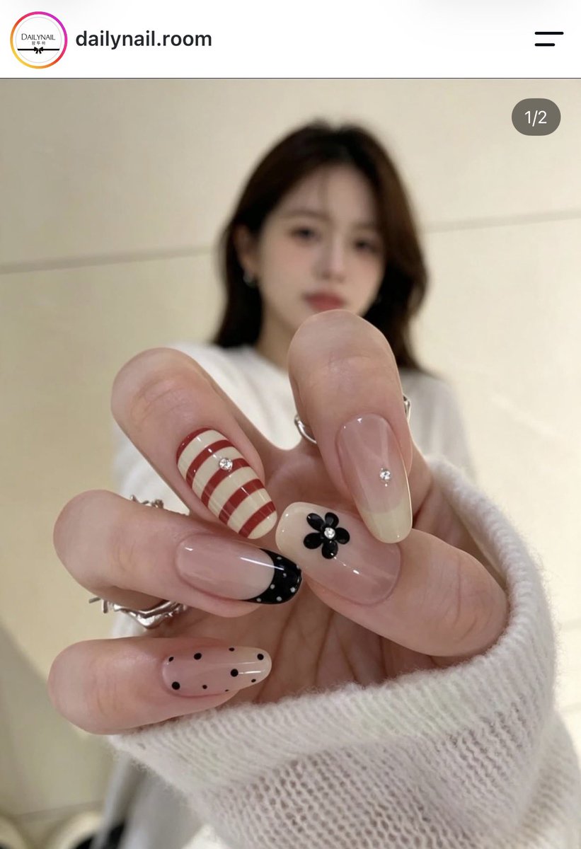 sk_pu_ni's tweet photo. このネイルの撮り方かわいー🫰🏻💗 https://t.co/2UDxvJfrRO
