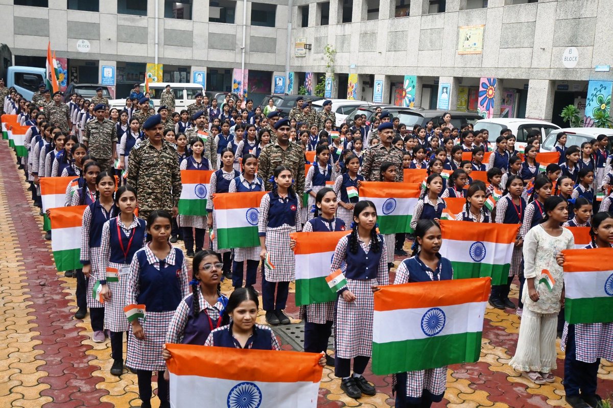 c68sanjay's tweet photo. “80th Independence Day”
“Tiranga Rally”
“Honouring Freedom, Inspiring the Future- VIKSIT BHARAT-2047 https://t.co/1DfCxQKzxU