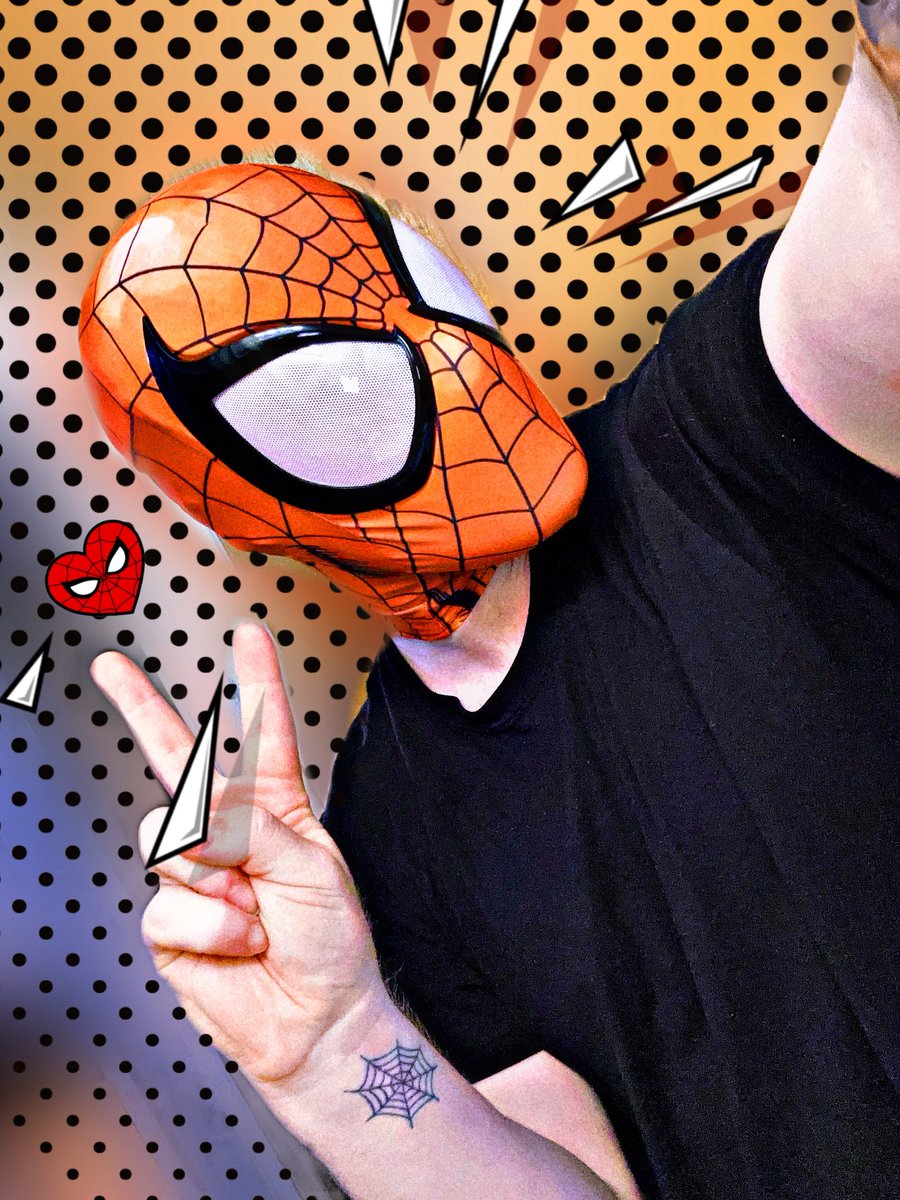 TheGhostyBoyx's tweet photo. 🕸️ Still wanna try and get the rest of the cosplay I loved playing the Ultimate Spider-Man game as a kid I have so many great memories 🕸️ #spiderman #ultimatespiderman #spidermancosplay #spidermanmask #ps2 #comics https://t.co/xqQDHme0lm