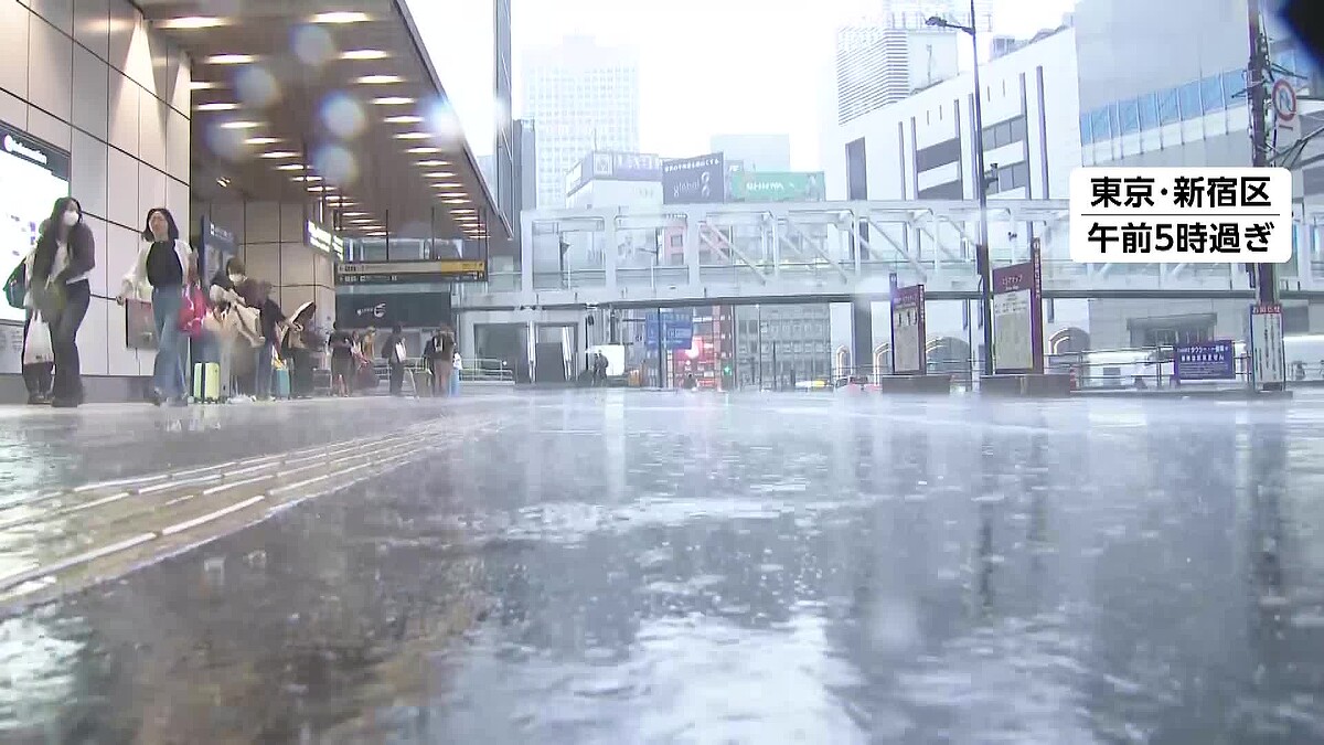 livedoornews's tweet photo. 【注意】台風15号は熱帯低気圧に 今夜にかけ東京でも“滝のような雨”か
https://t.co/rFBYKsMbWx

台風が通過した後も広い範囲で大気が不安定な状況が続き、ゲリラ雷雨に厳重な警戒が必要。東京、神奈川、千葉では、1時間に50ミリの滝のような雨が降ると予想されている。 https://t.co/JPblUiCSC0