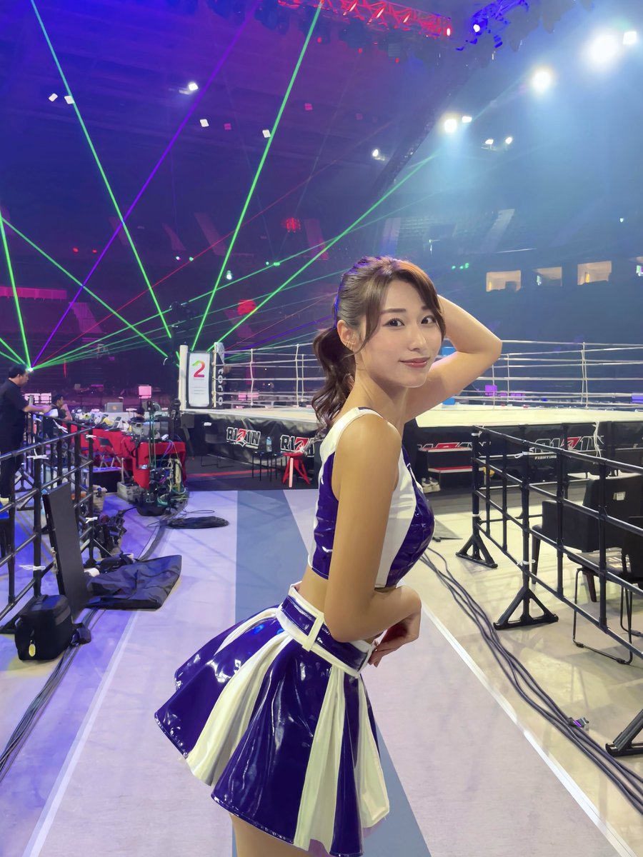 manaka_yuimi's tweet photo. 昨日はRIZIN.54東京大会本当にありがとうございました🥊
現地で見るRIZINは、選手の方達の迫力、ファンの皆さんの熱気に毎度感動します😮‍💨
そして、チェキに撮りにきてくれた方々もありがとう🩷
直接話せる機会があるのは皆さんの事を知れて、とても嬉しいです😤♡
⁡
 #rizin  #rizinガール https://t.co/czzqOY2J8i