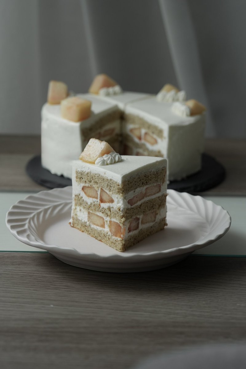 oru_ngy's tweet photo. 1100円あればめちゃくちゃ美味しい桃と紅茶のショートケーキを作れます  いいでしょ https://t.co/1Cbd9WGaYM