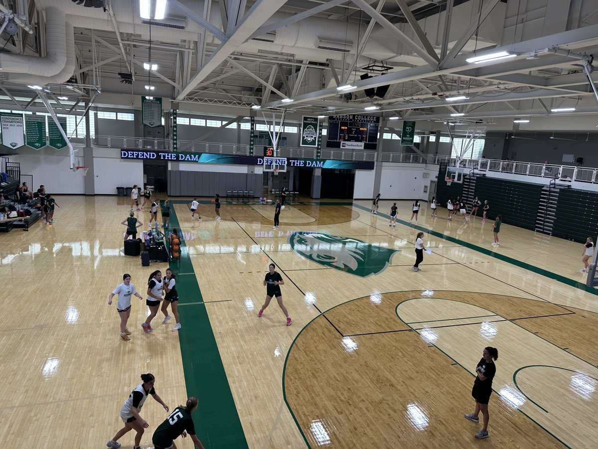 ReganAntonelli's tweet photo. Huge thank you to @BabsonWBB &amp; Coach @katebarnosky for a great Elite Climic!

Appreciate the coaching, instruction, competition, and the opportunity to learn from such a terrific staff. It was a great experience and a lot of fun!

#BabsonBasketball @SHSGIRLSHOOPS1 https://t.co/dt8Uxo3UhQ