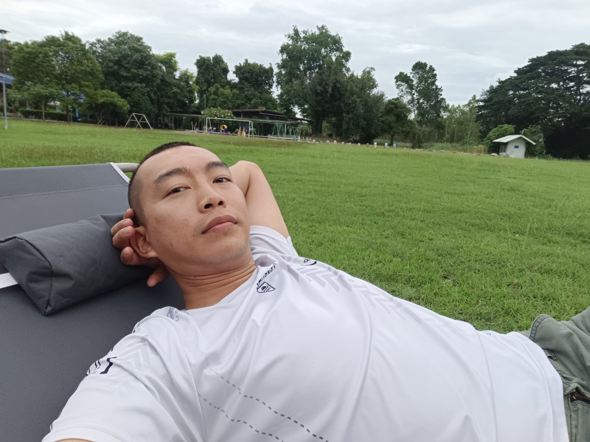 JPuakhom's tweet photo. เหมือนจะเป็นหยุด แต่ก็ไม่ได้หยุด https://t.co/KFw2CInStH