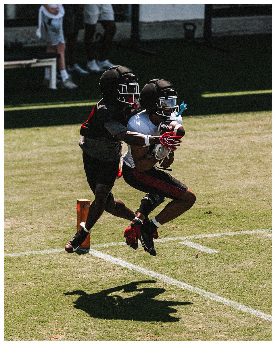 AztecFB's tweet photo. Aztecs at Work 🚧

📰: https://t.co/Rs7ziPMLII

#AztecFAST 🍢 x #BeTheA1pha 🐺 x #TheClimb 📈 https://t.co/NX92Ff4q9i