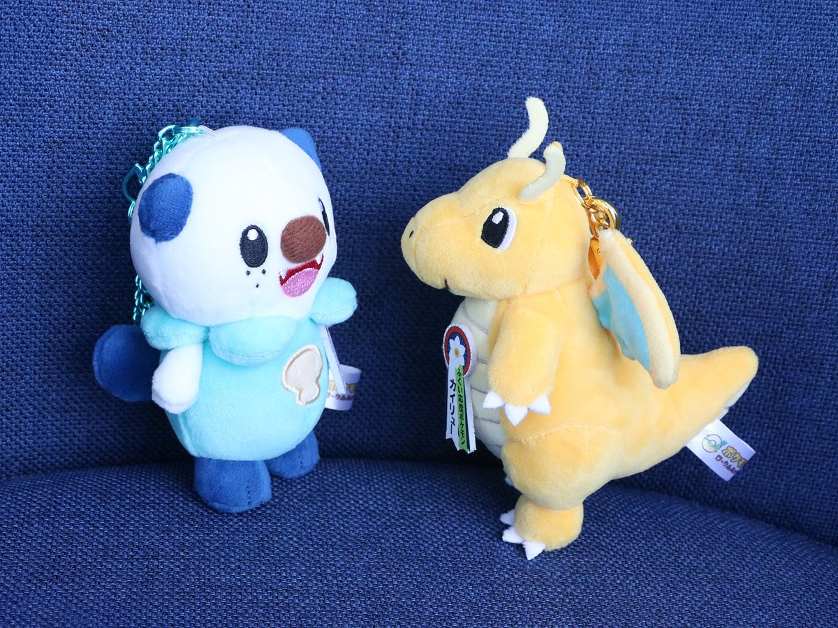 pokemon_pdc's tweet photo. 🩵推しポケモンマスコット第3弾💛

8月19日（水）から、三重県で開催される #ポケモンローカルActs物産展 で、ミジュマルとカイリューの推しポケモンマスコットが先行販売されるよ✨
にこにこしていてとってもかわいいね➿

物産展のオリジナル商品はこちら👇
https://t.co/F4BRhrXIEX https://t.co/Vwt4tYdx9b