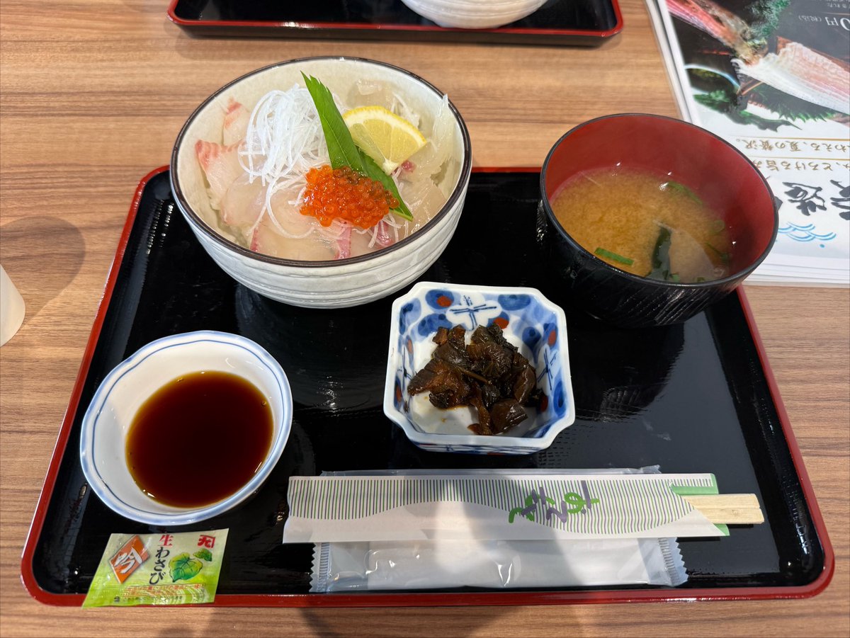 albatrus_jp's tweet photo. かんぱち、たい、すずき。 https://t.co/300ZeP3KPI