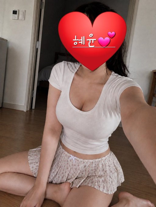 BESTBABOR18's tweet photo. 팔로우 분들 빨리 찾아와서 자위 영상 받으세요🍑 https://t.co/kyOgya1rYg
