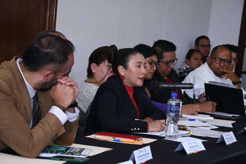 Anaamunizneyra's tweet photo. Esta tarde llevamos a cabo la segunda Sesión Ordinaria de la Comisión Municipal de Simplificación y Digitalización, donde dimos cuenta de las acciones que implementamos desde el @SanMateoAGob para optimizar procesos y brindarle a las familias atenquenses la atención que merecen. https://t.co/HbKBtYAAPw