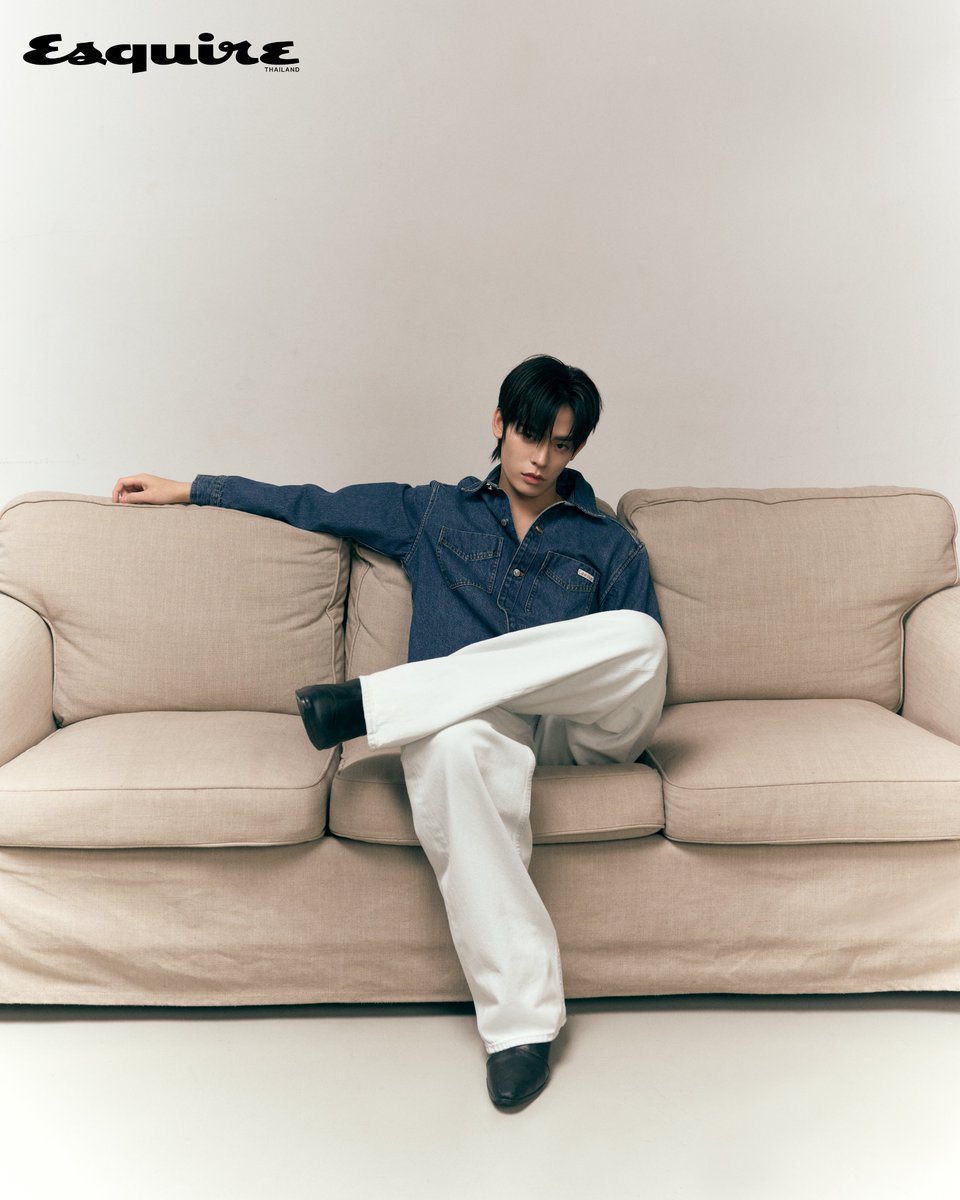 Esquire_Th's tweet photo. มาเตรียมความพร้อมกันก่อนกับบทสัมภาษณ์ และแฟชั่นเซ็ตสวยๆ ของทั้งคู่ในนิตยสารเอสไควร์ครับ

#EsquireINTERVIEW
#EsquireTHAUG26
#TeeteePor
#EsquireThailand https://t.co/csglhOhzPT