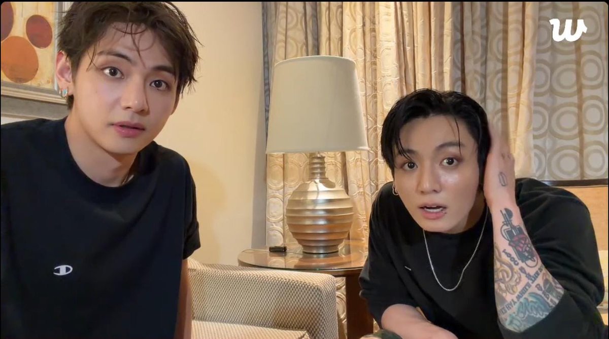 cuttevante's tweet photo. LIVE TAEKOOK, QUIEN REZO QUE VOLVIERON LOS REYES ✨💜 https://t.co/7Mew2eF4OA