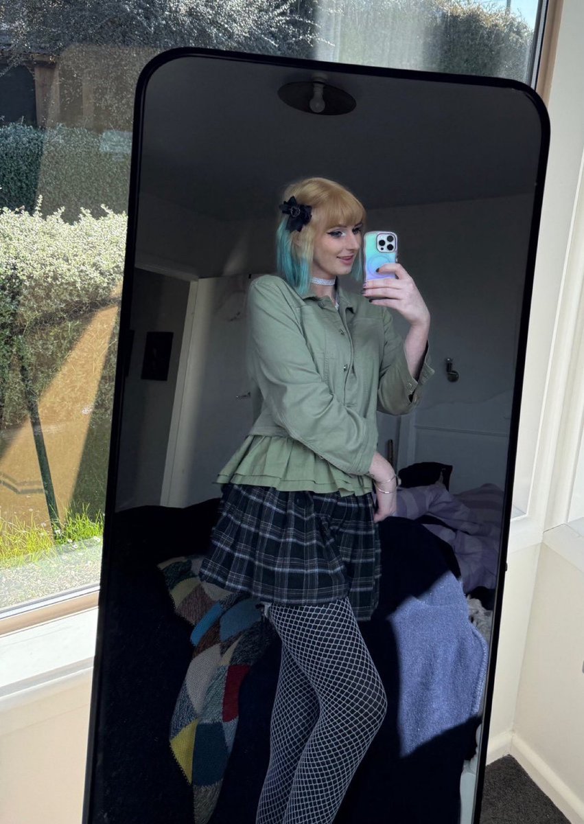 Cassieu4k's tweet photo. I’m not begging anyone to accept us as a trans girls, just let us live our life 🏳️‍⚧️🫶

Repost 

#translover #trans https://t.co/2LxT4DjaSj