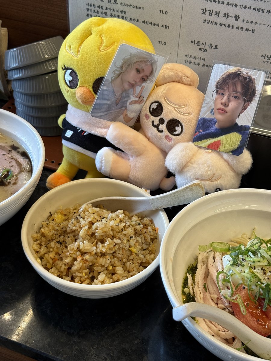 LfyoNgnAm2's tweet photo. 월요일에 슼얘도하고 미노라멘 먹고왔는디 아 또 먹고싶네
@poguniii https://t.co/DT0dhjOPyC