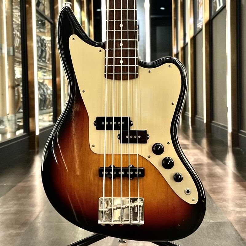grandeybass_tyo's tweet photo. BLACKSMOKER
TM BETA-JMB5 MISA [BAND-MAID MISA SIGNATURE MODEL]

¥495,000➡¥419,000
エイジド加工の具合が最高にカッコイイです。
1弦から5弦までバランスが良く、爆鳴りしてくれる一本🔥
是非店頭でお試しください👀

今ご購入いただくと、 https://t.co/ZMA2RqsbRV