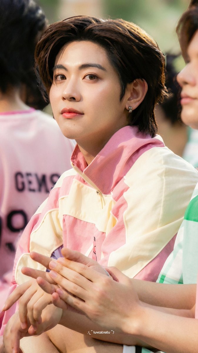 luvcatnotu's tweet photo. ˓ ♡̷ TFO DMD SPORTSDAY 26 ◞

คนโต | คนกลาง | คนเร้กกก 
คาแลคเต้อช้าดม้าดด 🤟🏻૮ ꧞ ˃ 𛱊 ˂  𐰉

. #เติ้ลเฟิร์สวันสนามนี้มีรัก 
. #DMDSportsDay2026
. #Firstone https://t.co/WrClPQyHkI