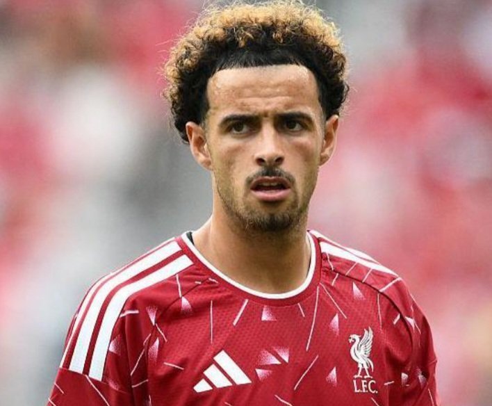 yasser_43's tweet photo. سندم اشد الندم اذا خرج جونز للانتر بدون بديل 💔🛑
​لاتقولي نيوني بديل له ❌
​الاعب لسا صغير وفي مباريات كبيره صعب يشارك فيها ⚠️🤦‍♂️
​لابد من التعاقد مع بديل سوبر لجونز بأسرع وقت 🔥🔴 https://t.co/UVD0652ZoM