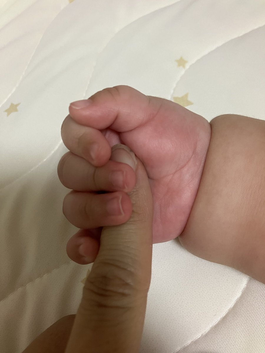 picoedenproject's tweet photo. 昨日は同級生ちゃんのbabyちゃん👶🏻♡に会いにお出かけしてきましたー🚗³₃
あと、気になってたスタバのクラフトジューシーオレンジ＆マンゴーティー🍊も飲んできたよ♡
後からオススメカスタム聞いたので次はカスタムしたい♥️
赤ちゃんめちゃくちゃ可愛くて1日があっという間‼️
早くまた会いたい💕 https://t.co/xYONvpJeca