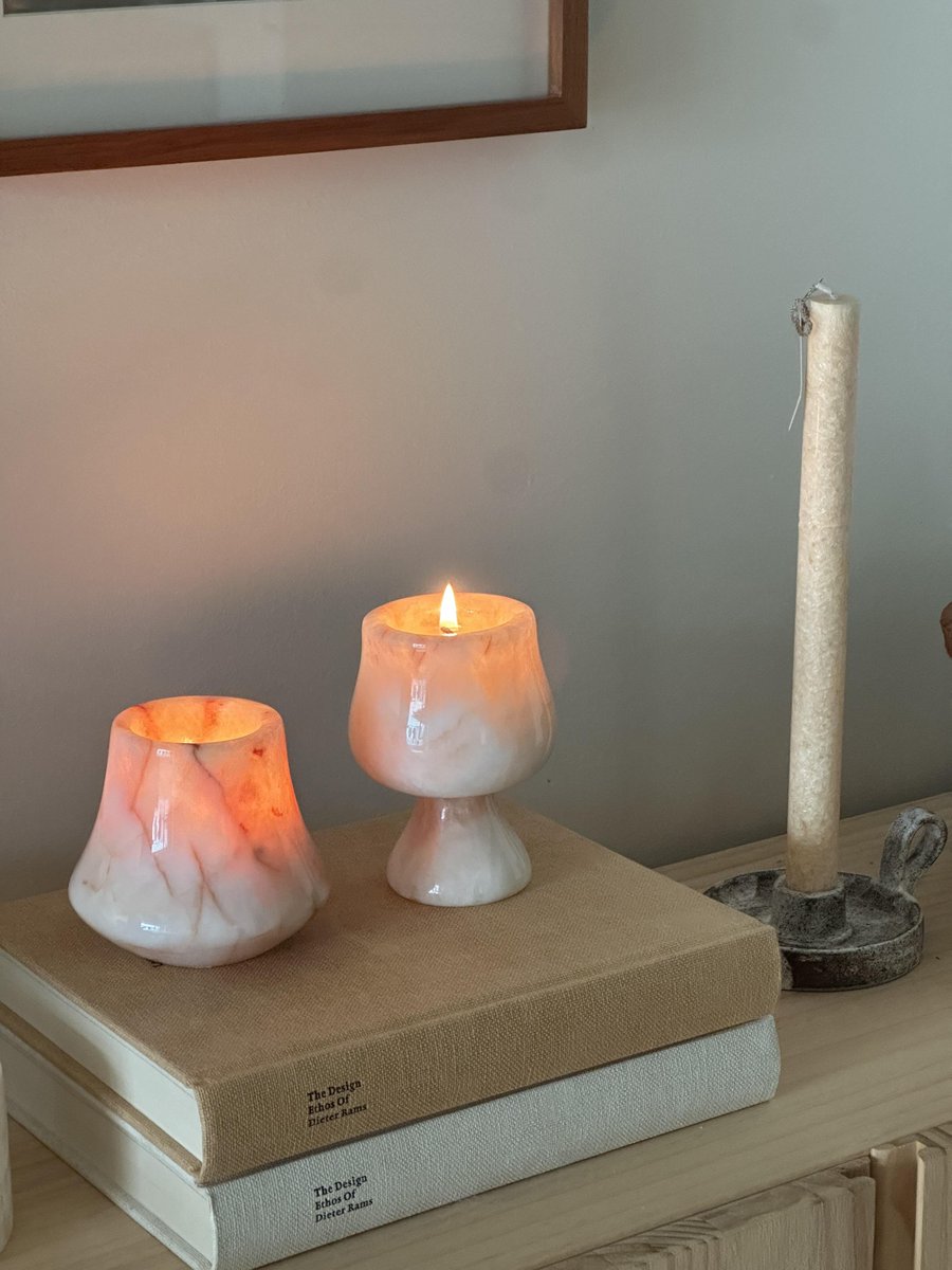 Victoria_Caring's tweet photo. Light the candles, let go of the worries, and good night. 🕯️🌙 https://t.co/SwdwN3Pnz1