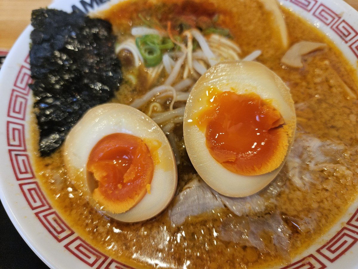 DOSREIJISHISSHO's tweet photo. ラーメンまこと屋😌 https://t.co/0e9735AP3j