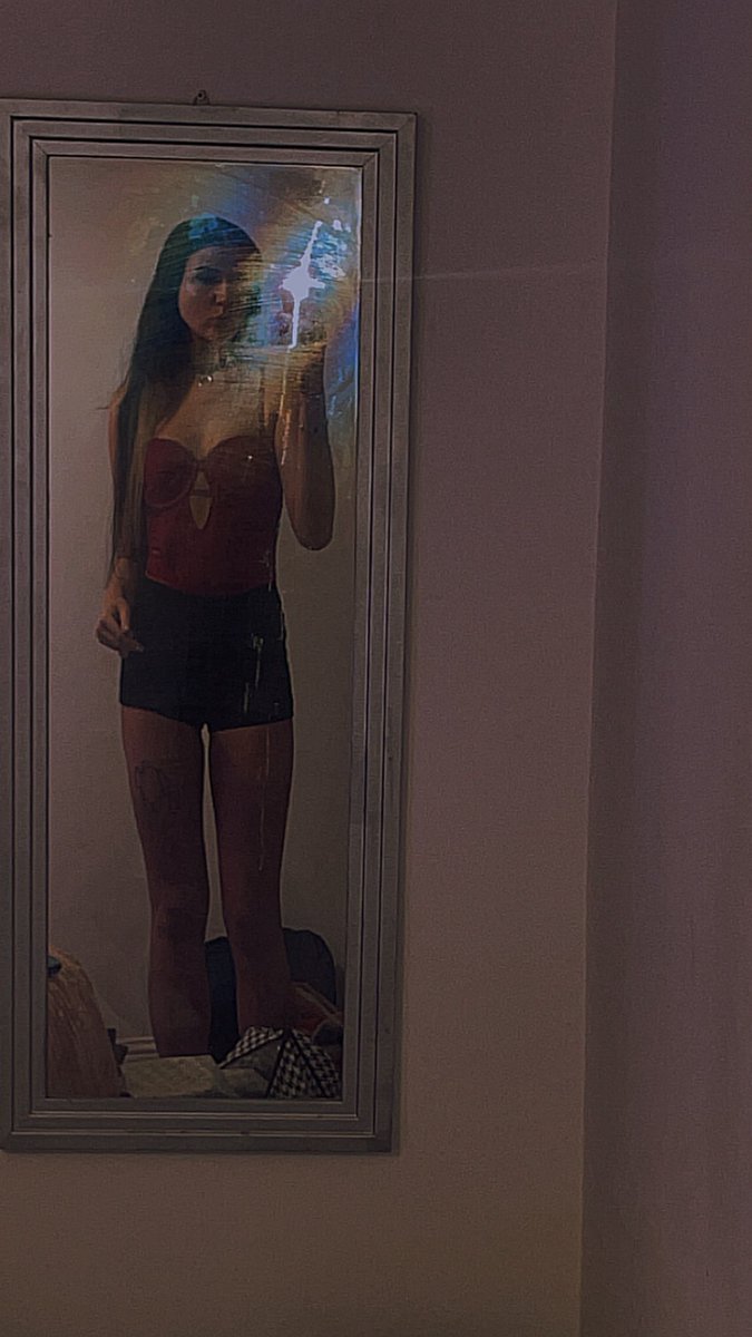 Alyssxcontent's tweet photo. #sellingcontent time wasters will be blocked. PayPal only, payment upfront. #buyingcontent #sellingcontent #findom https://t.co/3lDGdZuTlQ