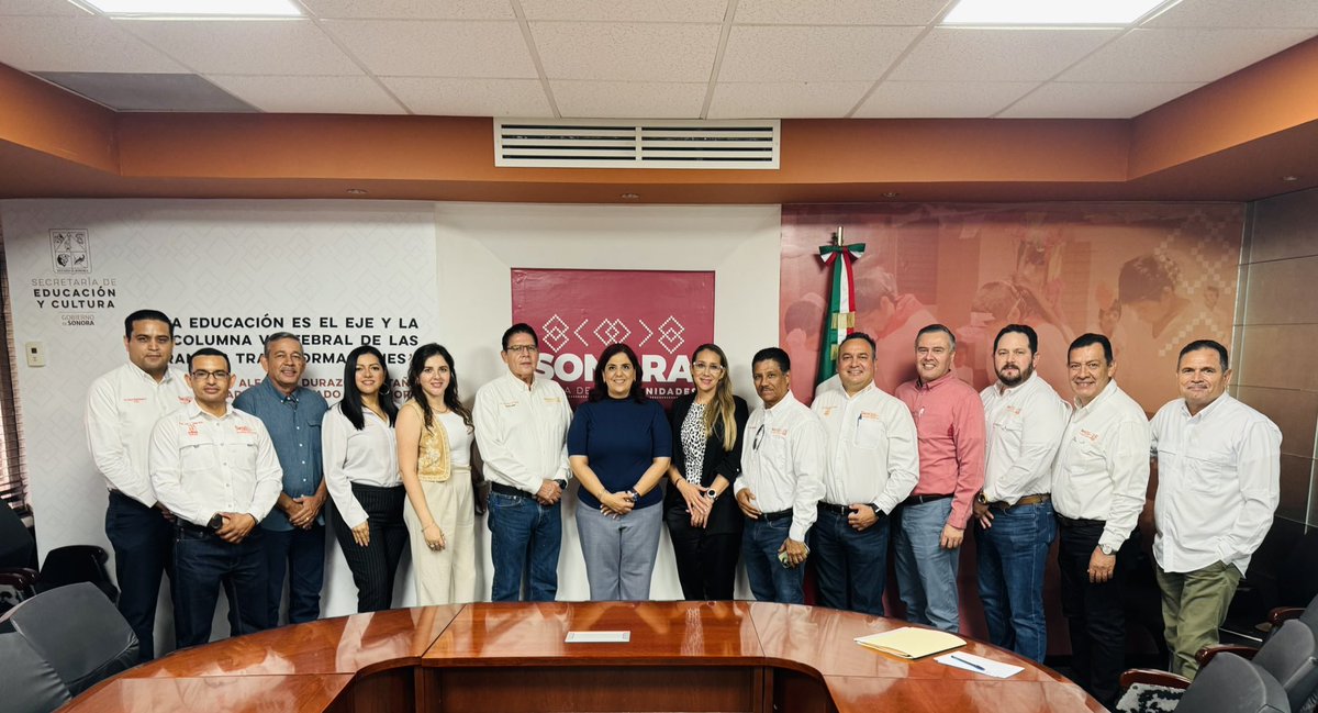 SNTE_Seccion28's tweet photo. Sostienen reunión SEC, Sección 28 y Sección 54 rumbo al ciclo 2026-2027

Nuestro líder recibió firmado de manos de la Dra. Beatriz Cota el “Manual de procedimientos que regulan la aplicación de los lineamientos y protocolos” y coordinaron el inicio del ciclo escolar 2026-2027. https://t.co/sBQkQ2HECi