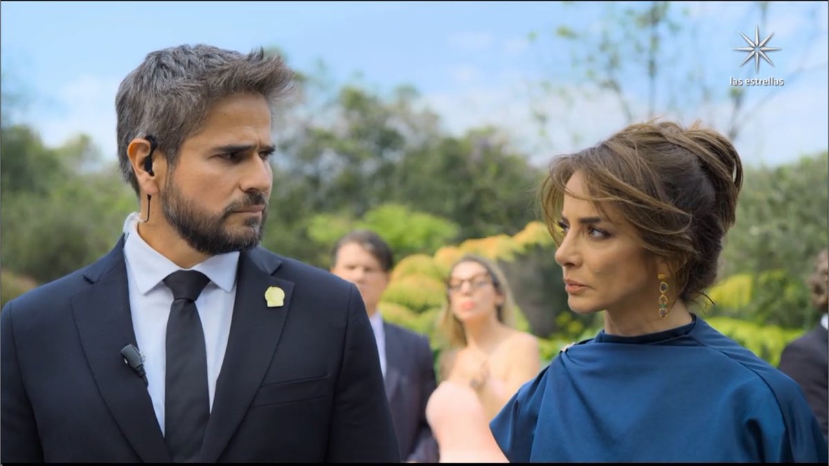 gabyplatas's tweet photo. Qué escandalaaaaa!!! #GuardiánDeMiVida https://t.co/A9rzSebsNj