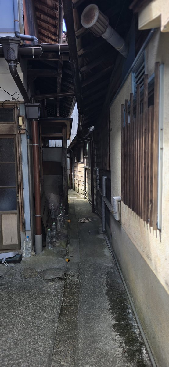 rgm79gingitsune's tweet photo. 朝から筋骨巡りして、奥飛騨酒造でお土産とグッズを購入。下呂温泉の麺屋しらかわさんで高山ラーメンを頂く。スープ飲み干すくらい美味かったです。ご馳走でした😋🙏
#サイレントヒルf
#飛騨金山 https://t.co/oRdhew2bRR