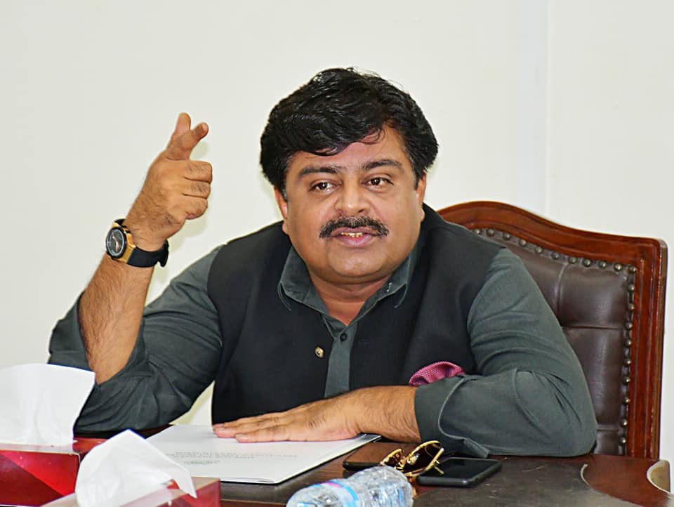 MJawaidM1's tweet photo. گورنمنٹ پرائمری اسکول گوٹھ نبی خان میؤ بڑی مسن ٹنڈوالہ یار
یہ اسکول مکمل طور پر تباہ ہوچکا گاؤں کے بچے تعلیم سے محروم ہیں
وزیر تعلیم سید سردار علی شاہ صاحب
اس اسکول کا دورہ کریں اور اس کی تعمیرات کے لئے احکامات جاری کریں تاکہ ہمارے گاؤں کے بچے بھی تعلیم حاصل کرسکیں https://t.co/54SW1WfoxT
