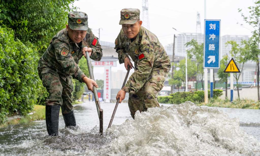 CITMAVCL's tweet photo. Beijing activó respuesta de emergencia de nivel II para control de inundaciones, segunda más elevada del sistema nacional, ante el pronóstico de #fuerteslluvias, riesgo de anegamientos urbanos y deslizamientos de tierra.
El Centro Meteorológico Nacional mantuvo la alerta naranja. https://t.co/BYQRc64tNW