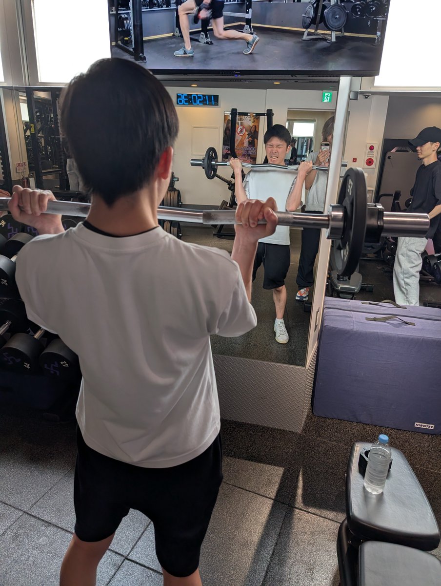 pgr_pgr_'s tweet photo. ......... https://t.co/ravhrOT7B6