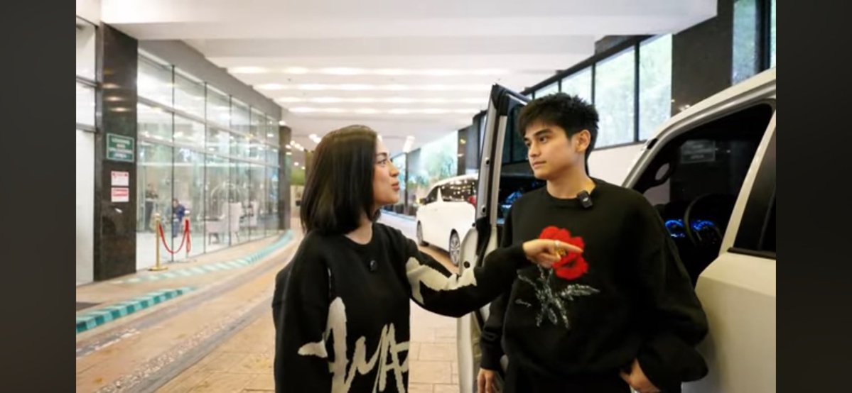 ledeiram12's tweet photo. Ang pogi nya kahit walang ayos yung buhok nya!! Hala ka !! Ang cute nya kiligin 😊😊 https://t.co/8zkKs4lfaZ