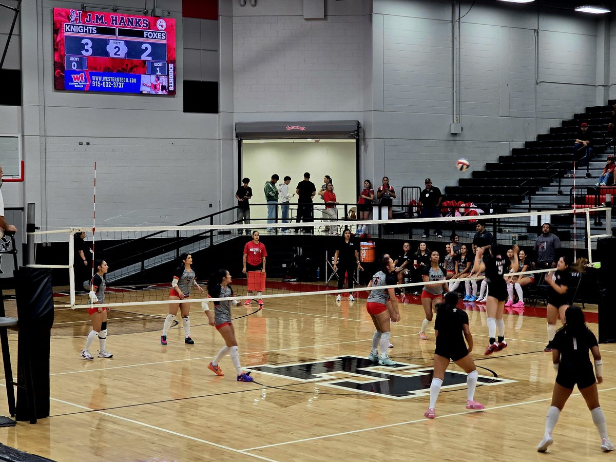 HHSCarrasco's tweet photo. WHAT A WAY TO START THE SEASON!
Our Lady Knights open the season with a BIG WIN in 4 over Jefferson!
#LeadingTheCharge⚔️#ForTheKingdom https://t.co/QNCN76ZrSF