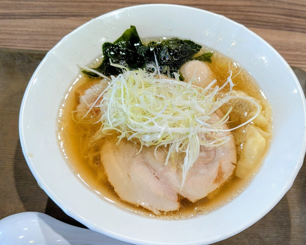 712Muku's tweet photo. @momocha2951 ラーメン　美味しいよね！ https://t.co/T6R33frJix