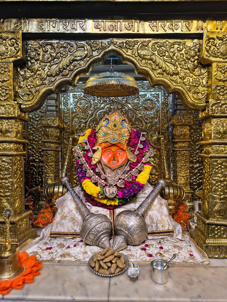 bageshwardham's tweet photo. दिव्य दर्शन श्री बाला जी सरकार
श्री बागेश्वर धाम सरकार ग्राम गढ़ा (मध्यप्रदेश)
12-08-2026
#bageshwardham
#bageshwardhamsarkar
#divyadarshan
#balaji https://t.co/vrWtOiScbQ