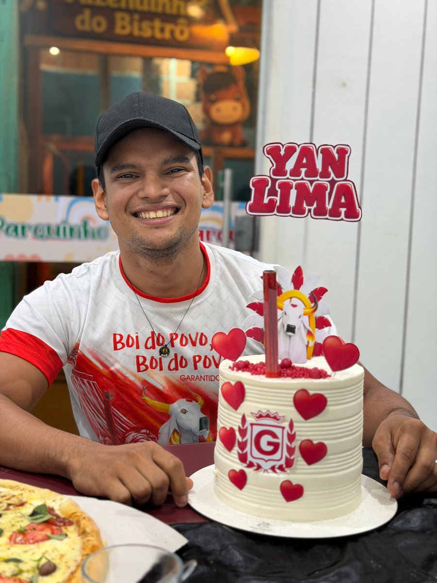 siulsacul's tweet photo. O tema de todo ano 🥹❤️ 
Obrigado papai do céu por mais um ano ❤️ https://t.co/2eLFm9Cm0I