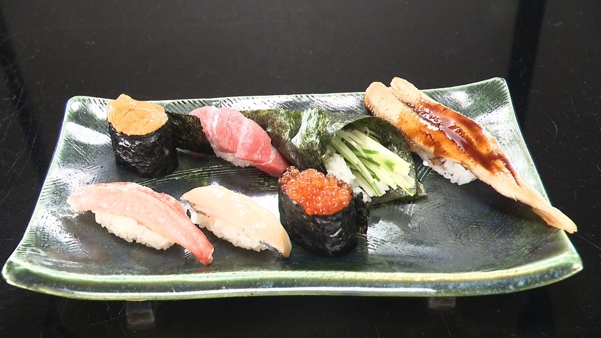 PSgold_CTV's tweet photo. 明日の #PS純金 は
1,000円あったらどれだけ食べられる⁉
愛知県お値打ち店SP👏✨

💰#高浜市
　回らないお寿司なのに…
　高級寿司が1貫165円⁉

💰#刈谷市
　ある方法で…
　20種類以上ある食パンが無料⁉🍞

是非ご覧ください📺

#高田純次 #藤森慎吾
#新山 #石井 (#さや香)
#平野ノラ https://t.co/58M4tl5dw6