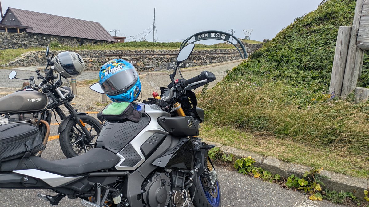 size009's tweet photo. えりも町まであんなに晴れて暑かったのに、岬に入った瞬間に異次元の涼しさと風🌀（笑）
これから広尾に向かうけど豪雨との情報も…
とりあえず向かってみます https://t.co/LQZ2CQvDLr