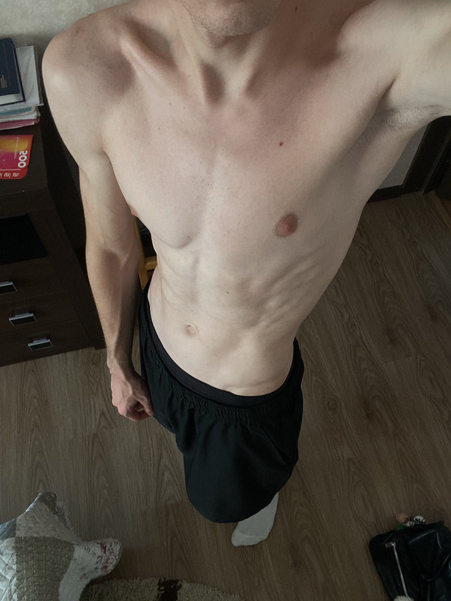 Tonyhzjo's tweet photo. happy wednesday #mlm #twink https://t.co/z4t1Drw8kv
