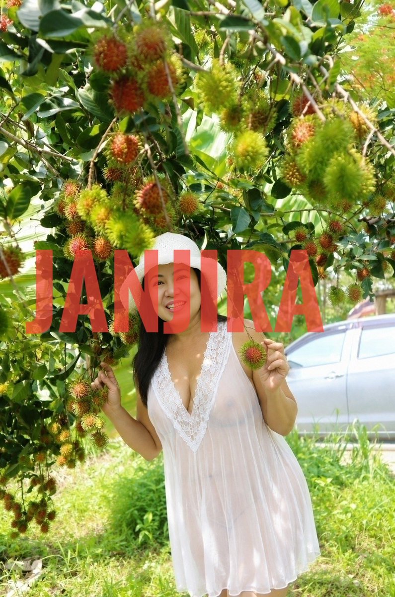 Janjira36469129's tweet photo. ขอบคุณแฟนคลับที่ส่งชุดสวยๆมาให้ บางชุดก็ล่อแหลมเกิน ไม่กล้าใส่จริงๆ บางชุดก็ใส่ไปไหนไม่ได้ อาศัยใส่ถ่ายรูปในไร่ในสวนแกล้งชาวบ้านเขาเล่น ตัวจริงไม่ได้สวยขนาดในรูปนะคะ ใช้แอปช่วยหลายแอปคะกว่าจะสวยได้ ไม่รับงานหรือรับนัดไดๆทั้งสิ้นคะ😘😍🥰 https://t.co/qOyt5UgBHf