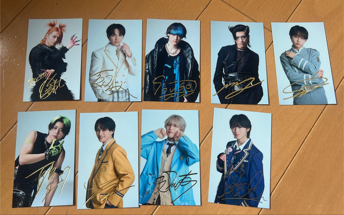 EBiDAN YES!東京 HMV books online オンライン 箔押しサイン入りトレカ