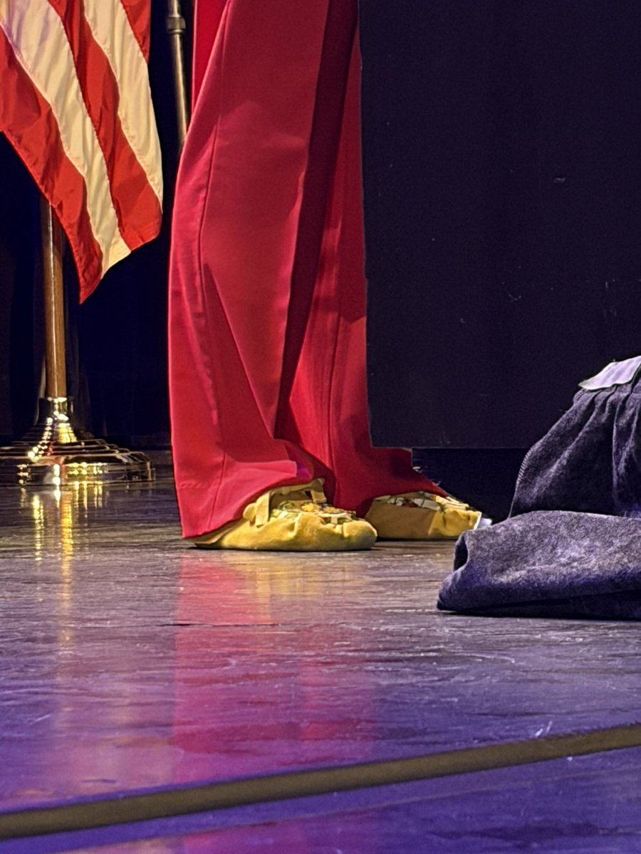 taylr's tweet photo. peggy flanagan is wearing moccasins as she makes her victory speech at first ave after winning her primary against angie craig 

if she wins minnesota’s senate election this fall, she will be the first native woman to serve in the US senate https://t.co/HxiDbKugf6