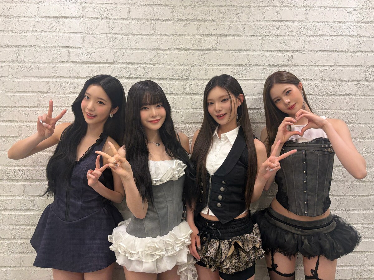 natalie_mu's tweet photo. TREASUREが「バズリズム02」
スタジオトーク初登場

EBiDAN、cosmosy、AOAOもライブ
https://t.co/WaVrmqJvnJ

#バズリズム02 https://t.co/o6WXYeWXXw