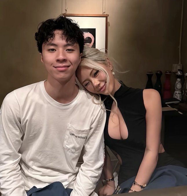 StreamerStorage's tweet photo. Ray’s girlfriend was spotted with Central Cee at Coachella 😳 https://t.co/BsmRPRyzEn