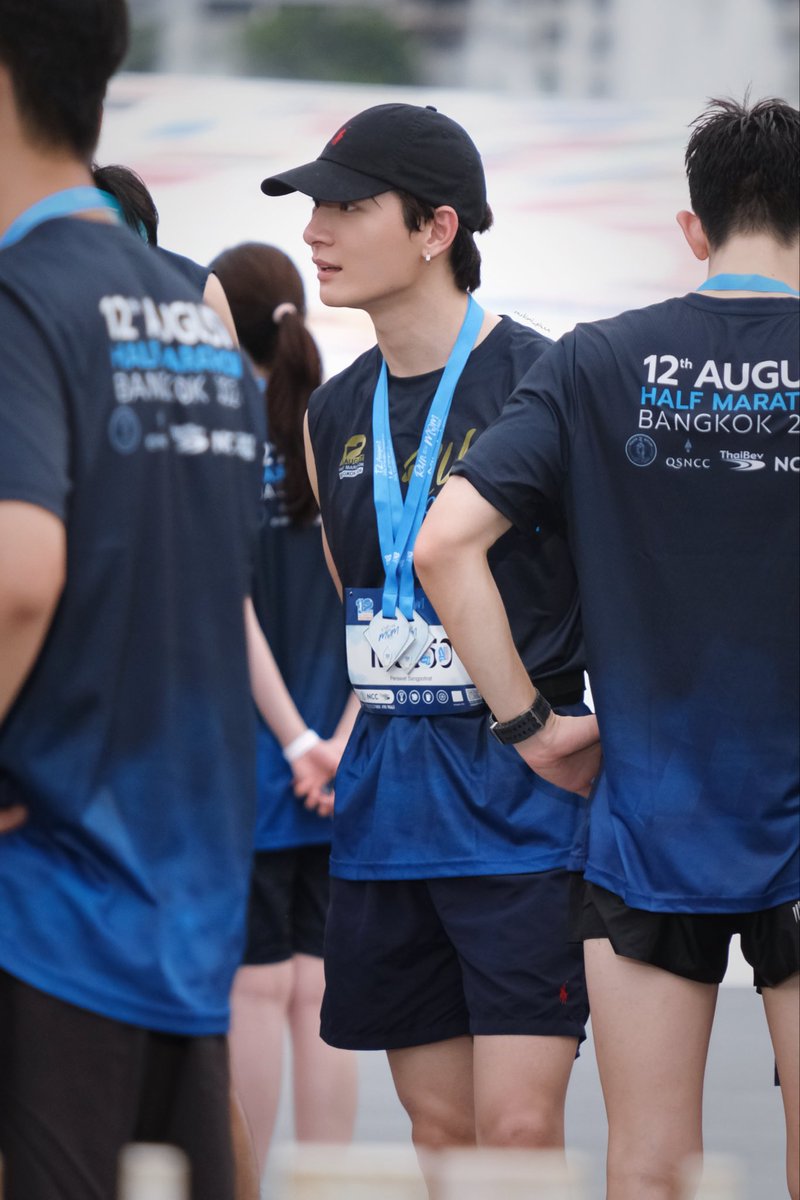 sashimi_pizza's tweet photo. พี่คิดตุวจิ๋วของยูยู่

#12AugustHalfMarathon
#RunForMom2026
#KristPerawat @kristtps https://t.co/G4fFwrlssc