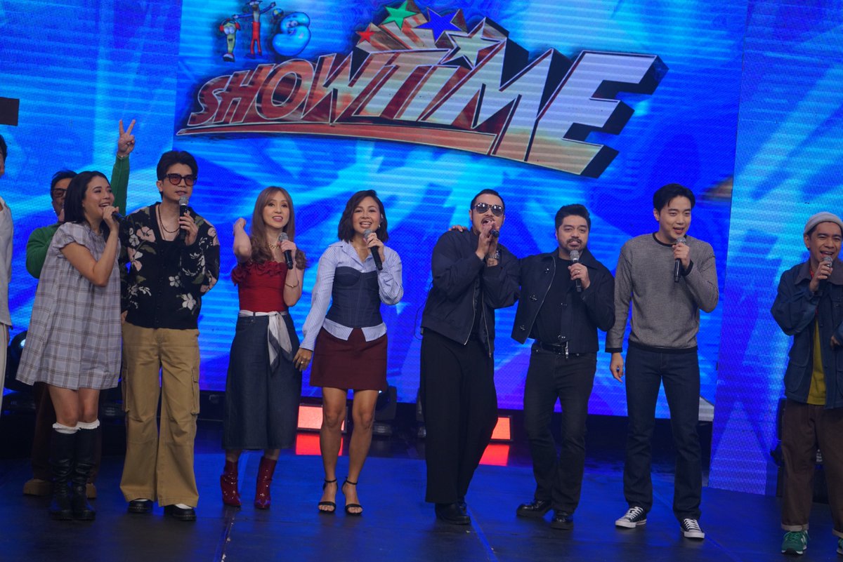 itsShowtimeNa's tweet photo. Want more good vibes? meron 'yan dito!
#Showtimech
WATCH #ItsShowtime LIVE:
https://t.co/Gs3IAXU5tb https://t.co/CH4uazhtvJ